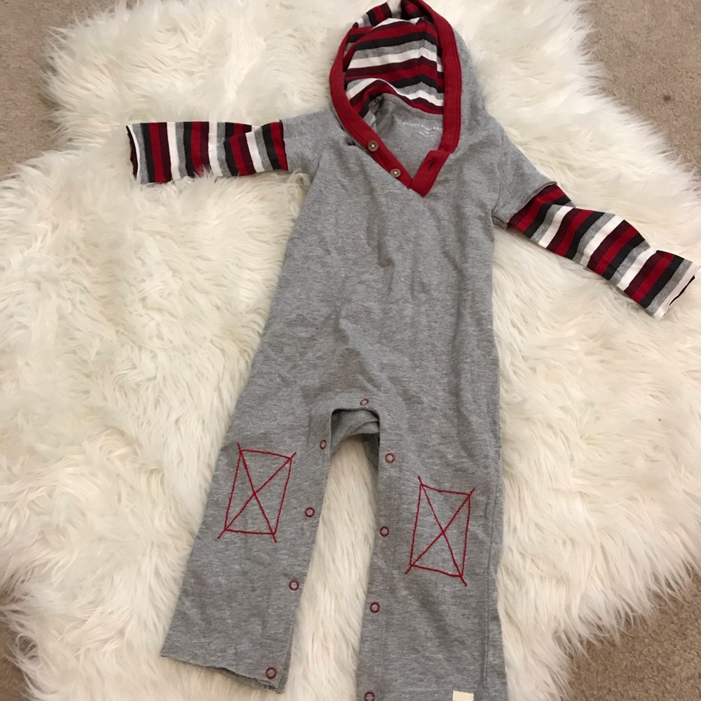 Burt’s Bees Long Sleeved Romper Like New